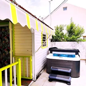 https://soleil-des-les.comcaribbean.com